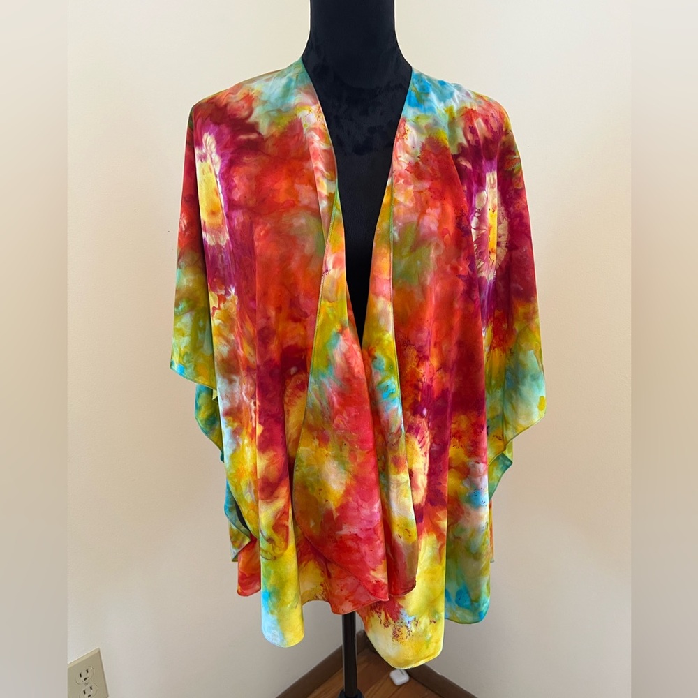 Tie-Dye Multicolor Silk Crop Kimono Top